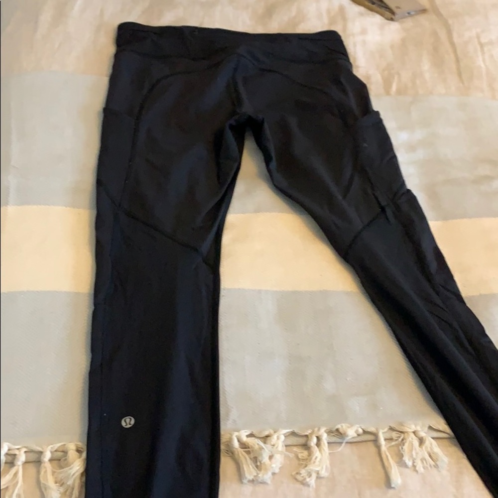 Black lululemon leggings size 8